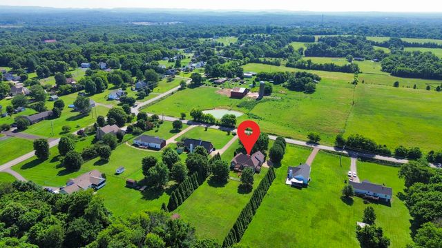 2305 Clara Mathis Rd, Spring Hill, TN 37174
