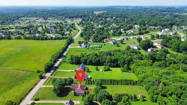 2305 Clara Mathis Rd, Spring Hill, TN 37174