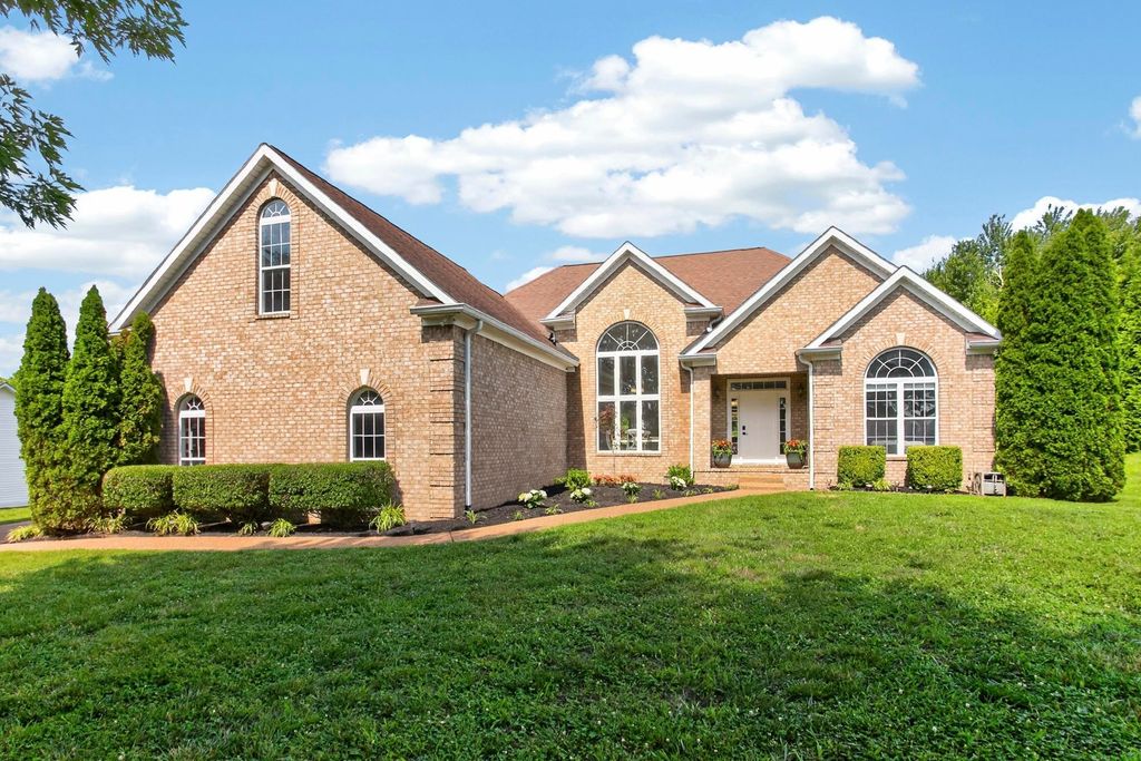 2305 Clara Mathis Rd, Spring Hill, TN 37174