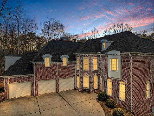 129 Preserve Parkway, Ball Ground, GA 30107