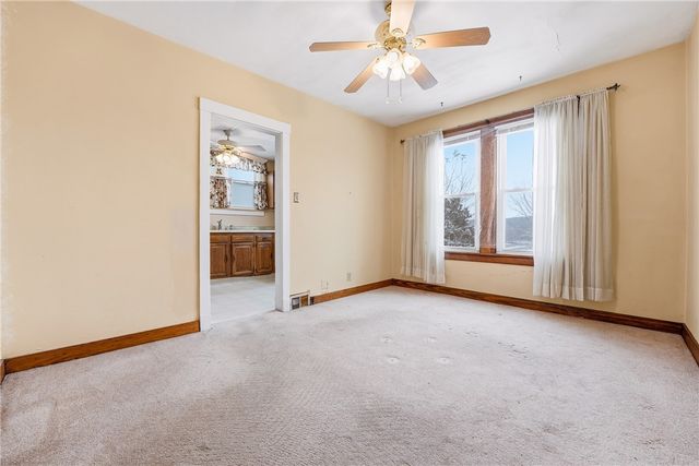 711 Hiland Ave, Coraopolis, PA 15108