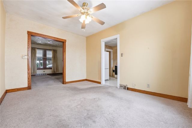 711 Hiland Ave, Coraopolis, PA 15108