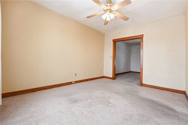 711 Hiland Ave, Coraopolis, PA 15108