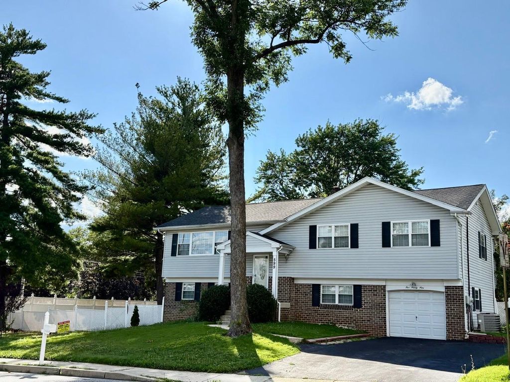 599 ELLIOTT DR, King Of Prussia, PA 19406