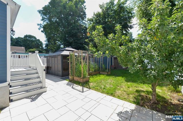111 Cresskill Avenue, Dumont, NJ 07628