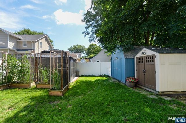 111 Cresskill Avenue, Dumont, NJ 07628