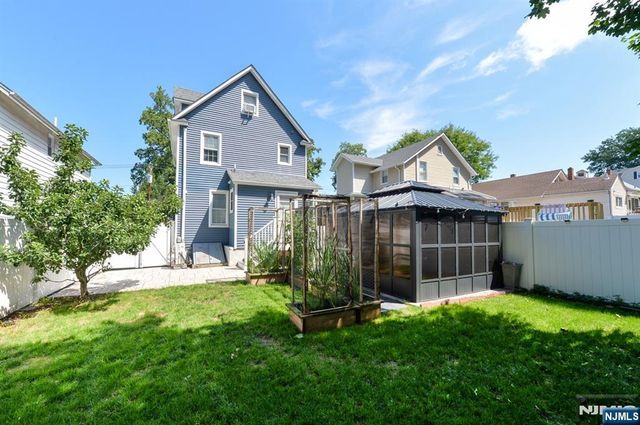 111 Cresskill Avenue, Dumont, NJ 07628