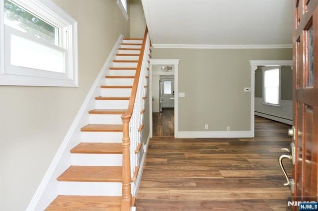 111 Cresskill Avenue, Dumont, NJ 07628