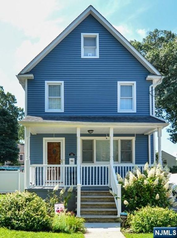 111 Cresskill Avenue, Dumont, NJ 07628