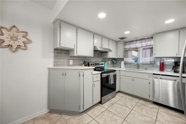 2677 Country Club Drive, Bullhead City, AZ 86442