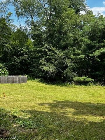 1565 Amwell Rd, Franklin Twp., NJ 08873