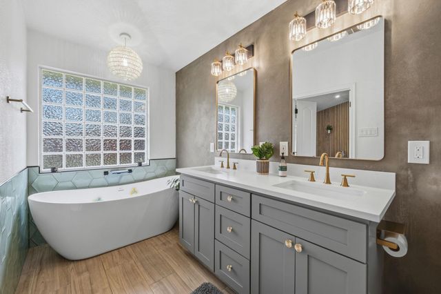 9400 Lightwood LOOP, Austin, TX 78748