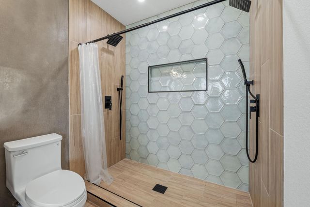 9400 Lightwood LOOP, Austin, TX 78748