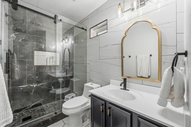 9400 Lightwood LOOP, Austin, TX 78748