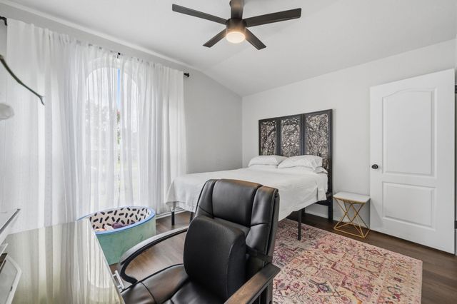 9400 Lightwood LOOP, Austin, TX 78748