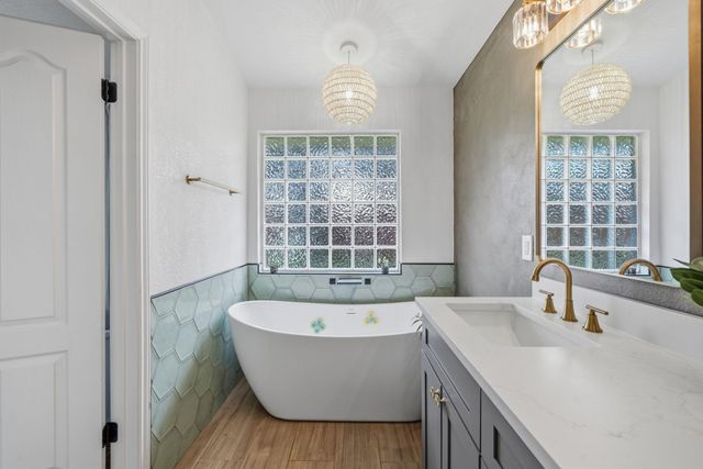 9400 Lightwood LOOP, Austin, TX 78748