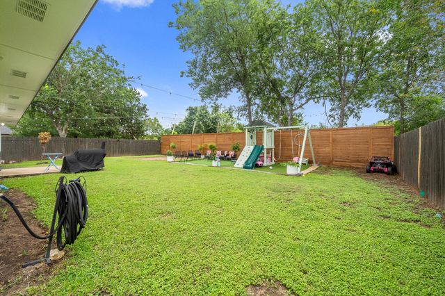 9400 Lightwood LOOP, Austin, TX 78748