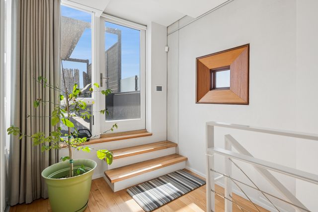 1445 W Lill Avenue, Chicago, IL 60614