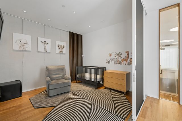 1445 W Lill Avenue, Chicago, IL 60614