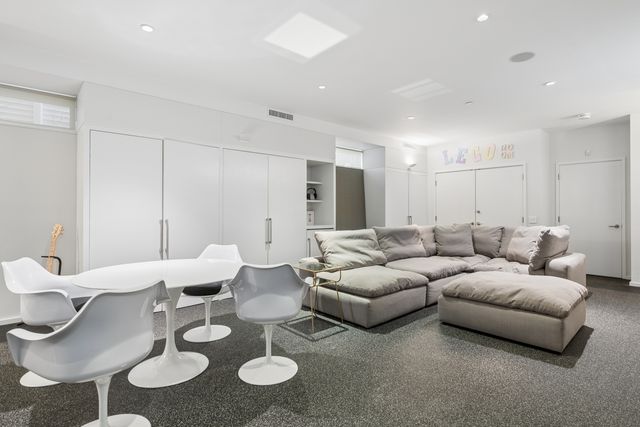 1445 W Lill Avenue, Chicago, IL 60614