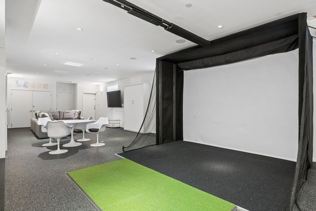 1445 W Lill Avenue, Chicago, IL 60614