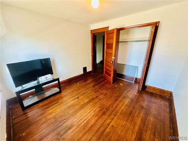 1859 Niagara Avenue, Niagara Falls, NY 14305