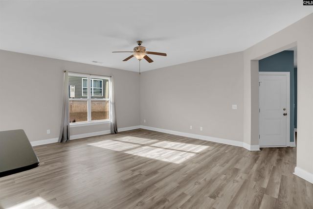 158 whispering oak Lane, Chapin, SC 29036