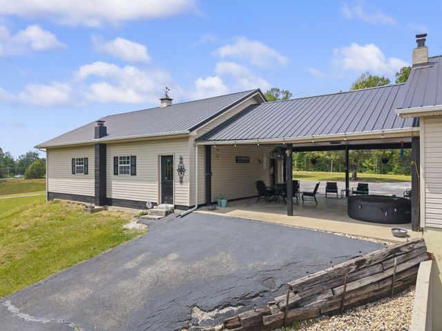 11279 Kentucky 196, Nancy, KY 42544