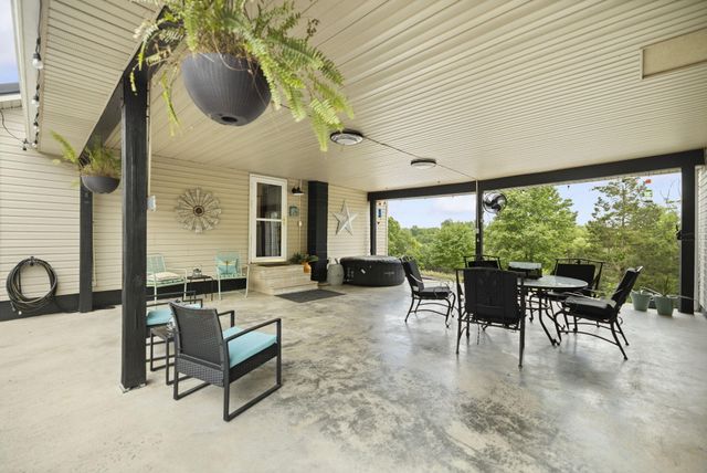 11279 Kentucky 196, Nancy, KY 42544