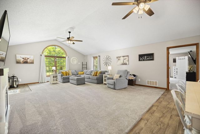 11279 Kentucky 196, Nancy, KY 42544