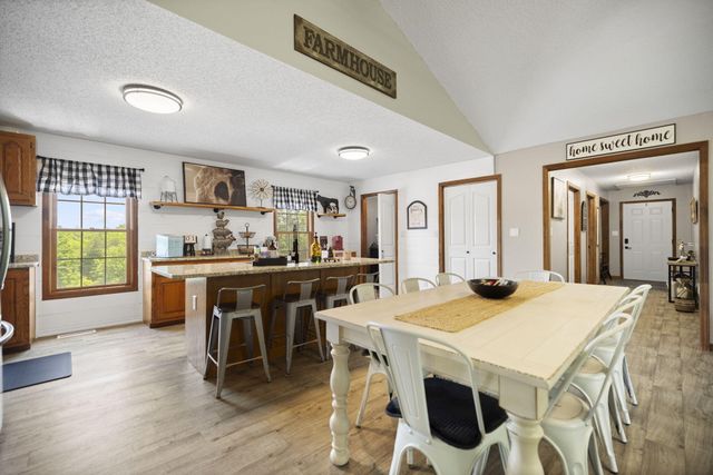 11279 Kentucky 196, Nancy, KY 42544