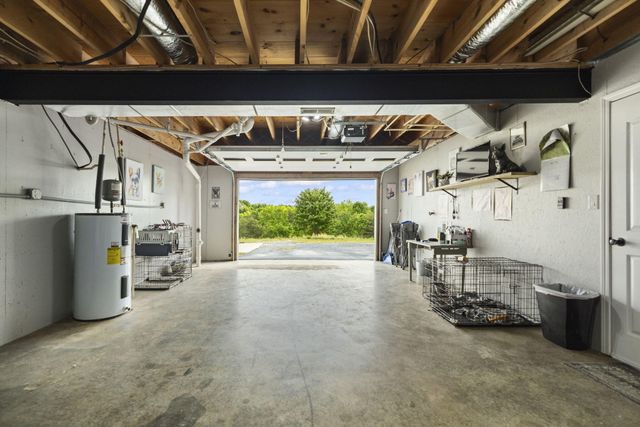 11279 Kentucky 196, Nancy, KY 42544