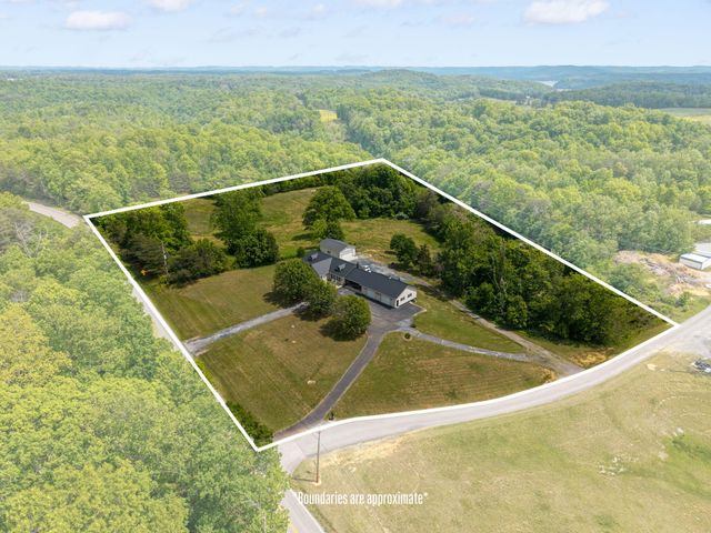 11279 Kentucky 196, Nancy, KY 42544