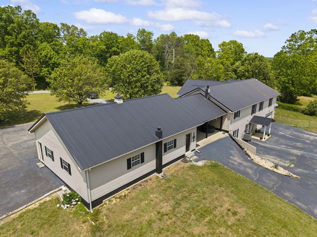 11279 Kentucky 196, Nancy, KY 42544
