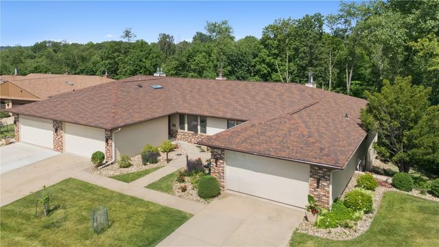 1585 Matterhorn Drive NE, Cedar Rapids, IA 52402