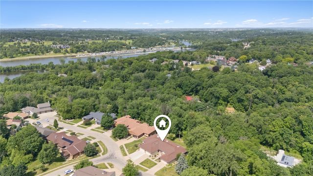 1585 Matterhorn Drive NE, Cedar Rapids, IA 52402