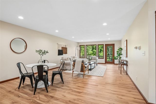 1585 Matterhorn Drive NE, Cedar Rapids, IA 52402