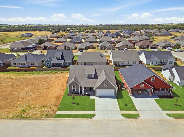 808 Lavender Court, Tolar, TX 76476
