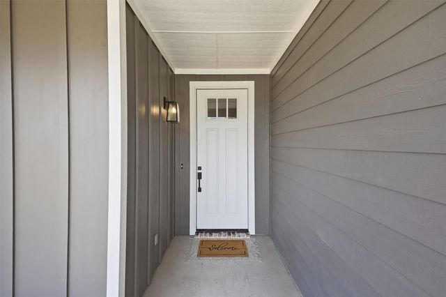 808 Lavender Court, Tolar, TX 76476