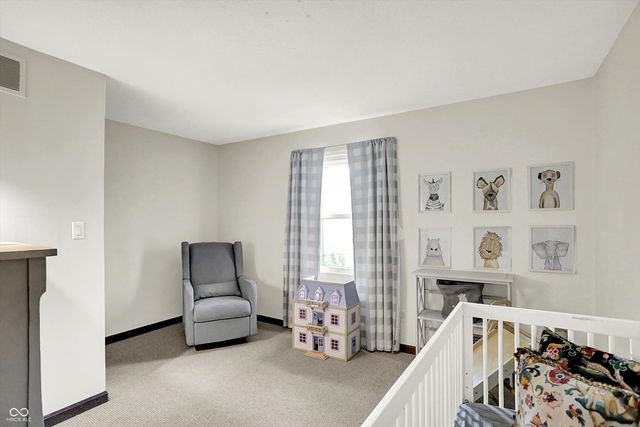 95 Williamsburg Court, Zionsville, IN 46077