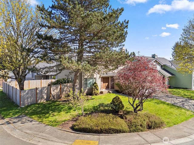 28046 121st Avenue SE, Kent, WA 98030