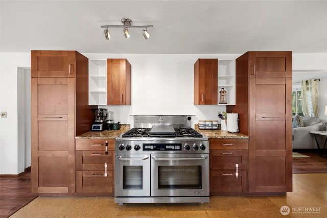 28046 121st Avenue SE, Kent, WA 98030