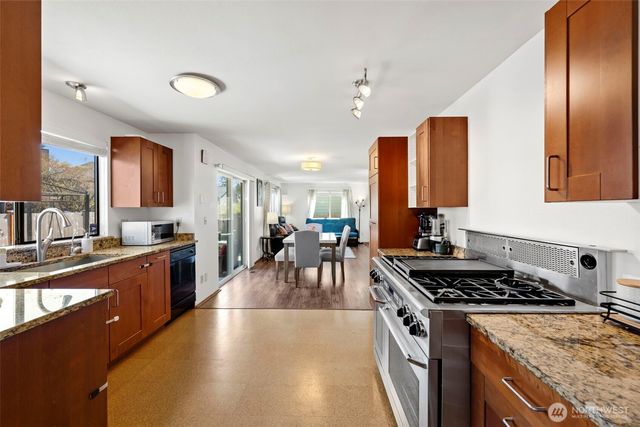 28046 121st Avenue SE, Kent, WA 98030