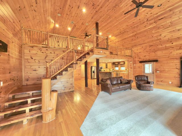 12112 Paw Paw Springs Rd, Arrington, TN 37014