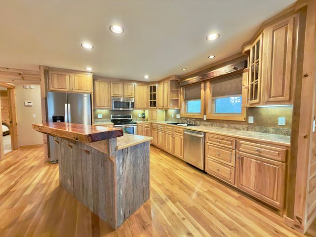 12112 Paw Paw Springs Rd, Arrington, TN 37014