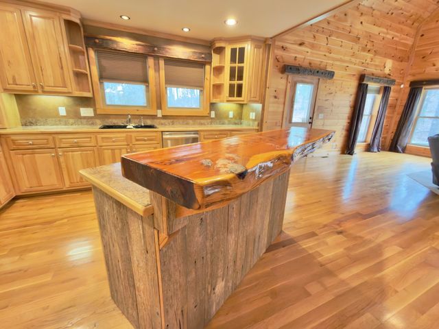 12112 Paw Paw Springs Rd, Arrington, TN 37014