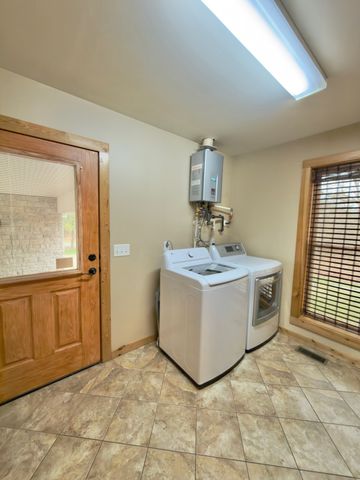 12112 Paw Paw Springs Rd, Arrington, TN 37014