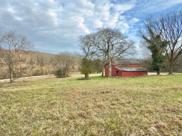 12112 Paw Paw Springs Rd, Arrington, TN 37014
