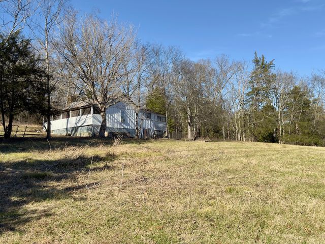 12112 Paw Paw Springs Rd, Arrington, TN 37014