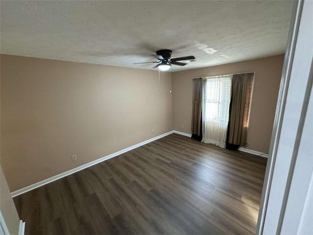 1050 Green Valley Drive, Conyers, GA 30012